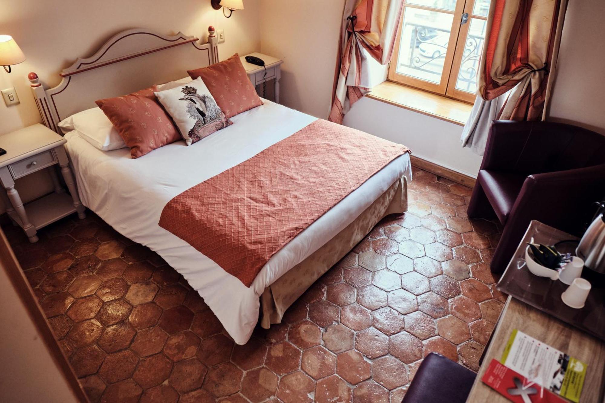 Hostellerie De La Tour D'Auxois Saulieu Εξωτερικό φωτογραφία