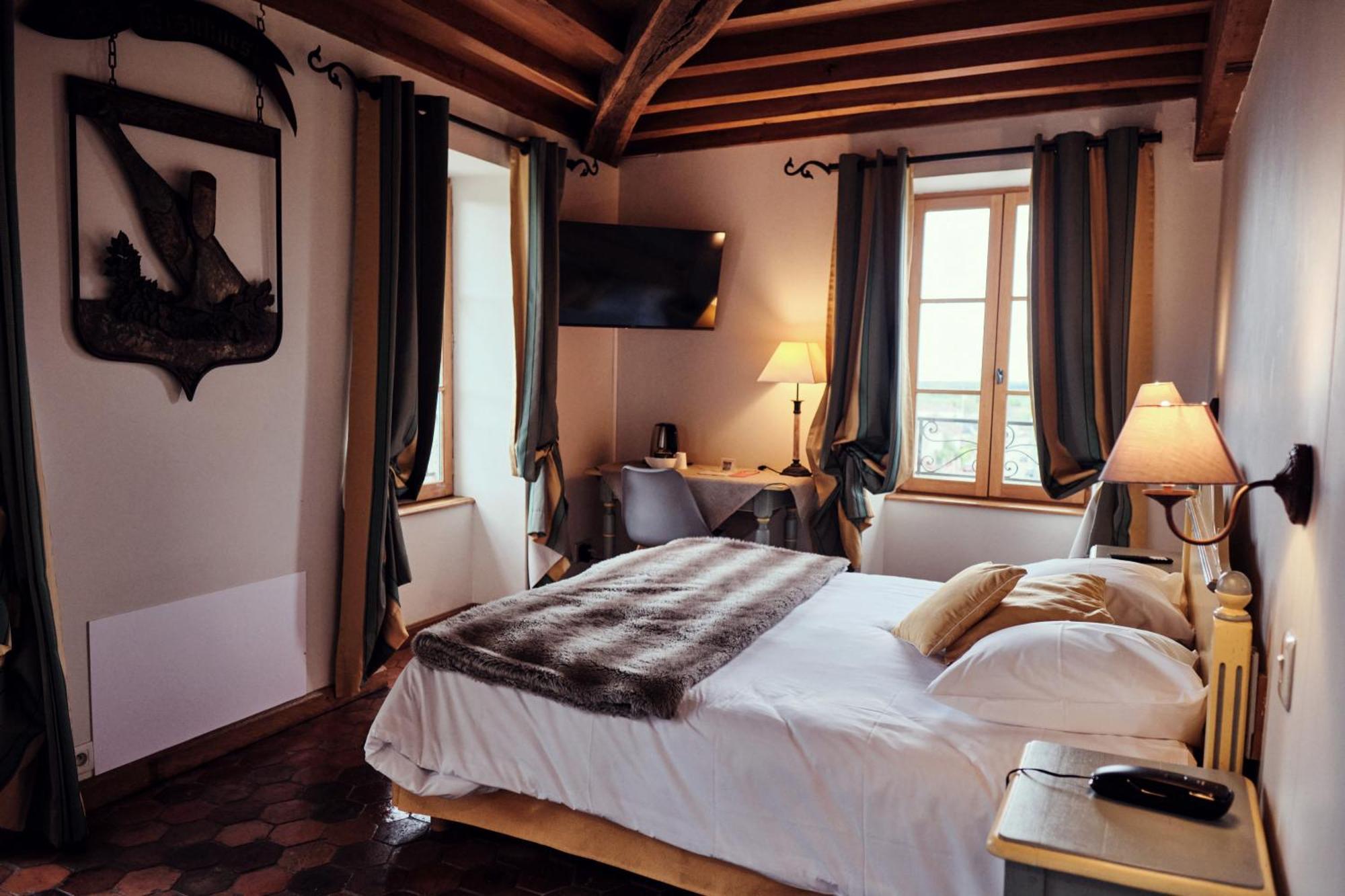 Hostellerie De La Tour D'Auxois Saulieu Εξωτερικό φωτογραφία