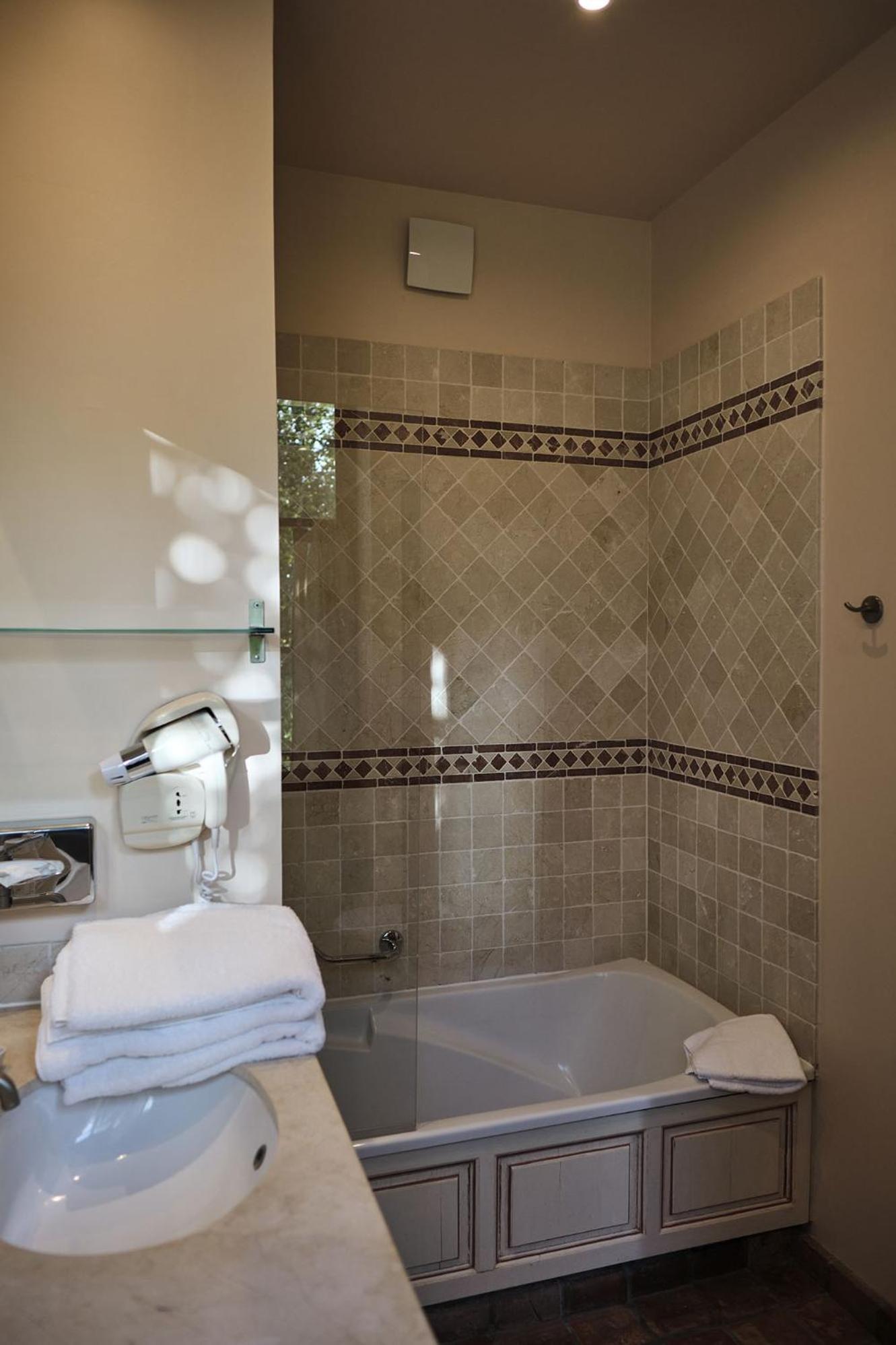 Hostellerie De La Tour D'Auxois Saulieu Εξωτερικό φωτογραφία