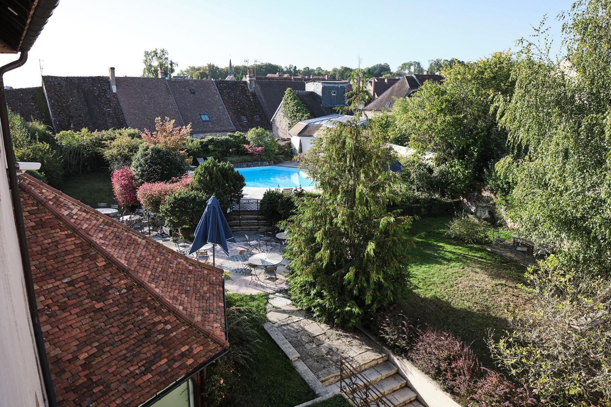 Hostellerie De La Tour D'Auxois Saulieu Εξωτερικό φωτογραφία